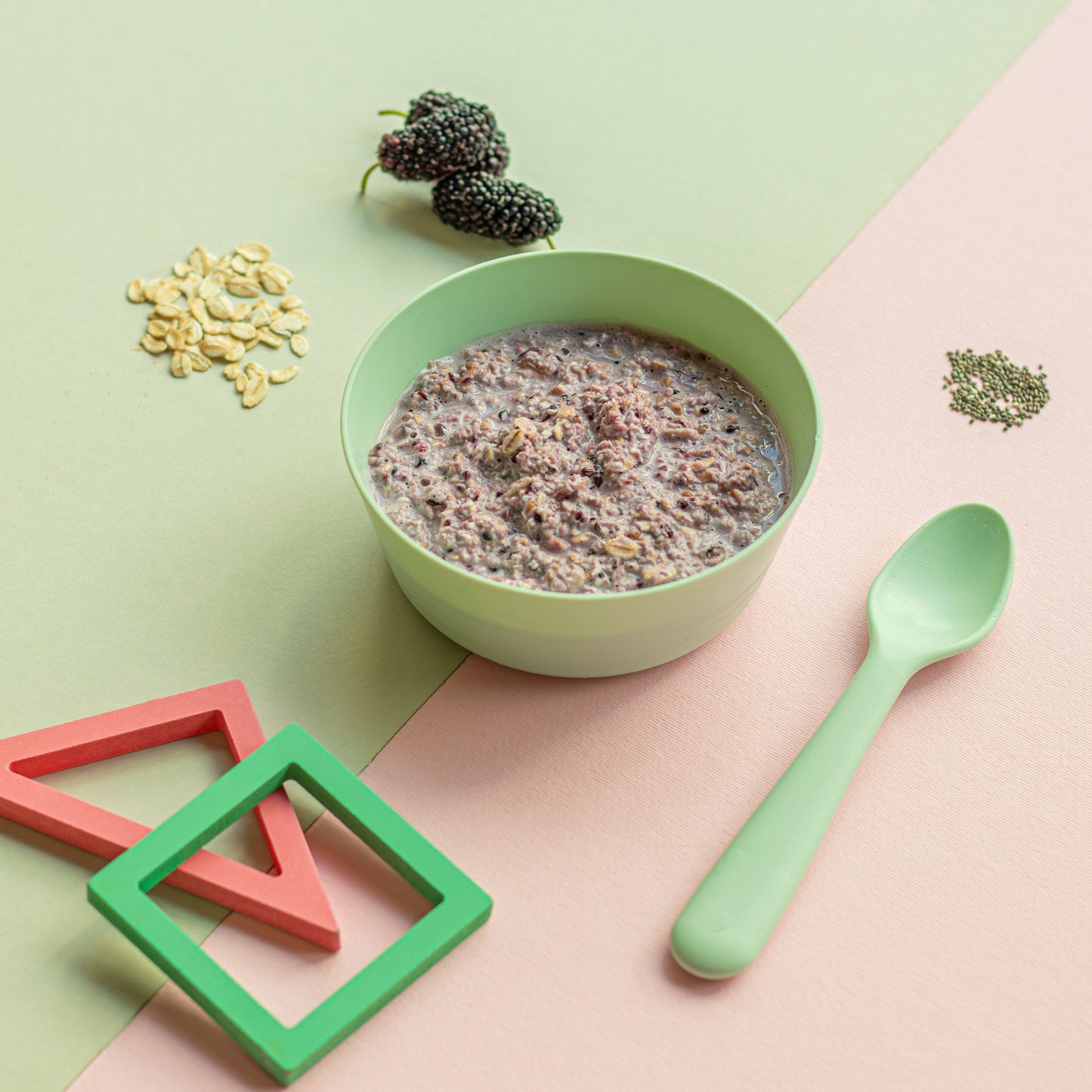 Oatmeal with Seasonal Fruits
